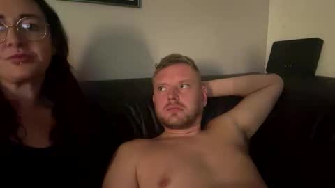 ryanandlaura2019 online show from November 12, 2:14 am