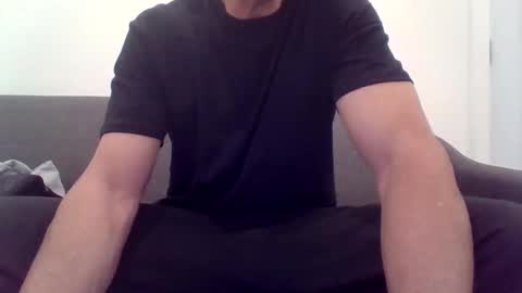 ryand066 online show from April 1, 6:27 pm