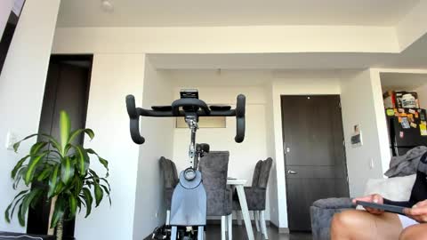 Ryan online show from April 1, 12:06 pm