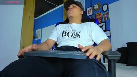 --- Ryan --- online show from December 2, 3:16 am