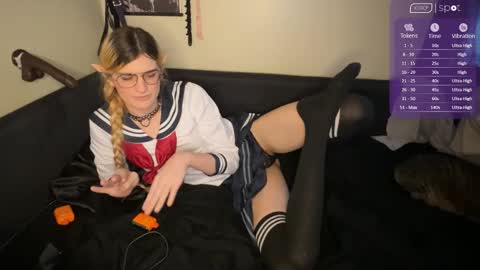 Snapshot of ryn_michele chatting on February 26, 4:16 pm Ryn Michele online show from February 26, 4:16 pm