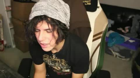 Ryot3 online show from December 19, 1:23 am