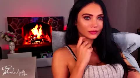 Snapshot of s3r3ndipity chatting on September 26, 7:33 pm Y online show from September 26, 7:33 pm