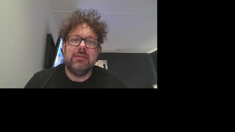 Snapshot of saacs chatting on December 4, 11:57 am Saacs online show from December 4, 11:57 am