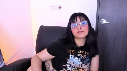 Val online show from February 25, 4:38 am