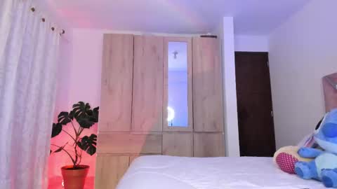 follow me on Instagram saamaralaiton online show from September 12, 1:29 am