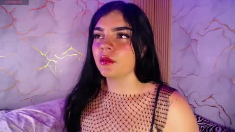 saaraaah_ online show from December 2, 5:11 pm