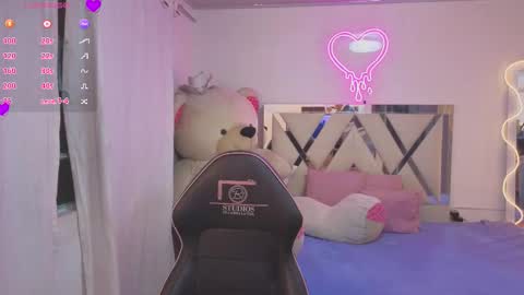 saaya_tay online show from February 17, 3:05 am