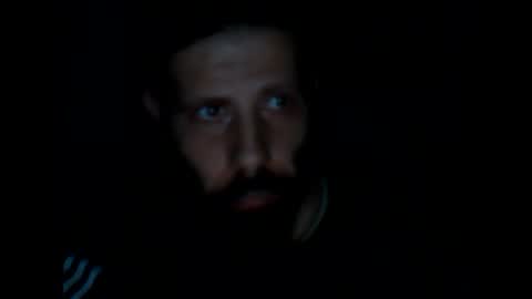 Snapshot of sabbas27 chatting on October 13, 9:28 pm sabbas27 online show from October 13, 9:28 pm