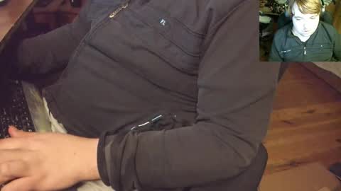 1141323  my Lord Mister Max   moms treasure online show from September 20, 6:55 pm