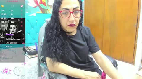 Snapshot of sabrina_dupont chatting on October 21, 12:43 pm SABRINA online show from October 21, 12:43 pm
