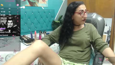 Snapshot of sabrina_dupont chatting on October 18, 4:22 pm SABRINA online show from October 18, 4:22 pm