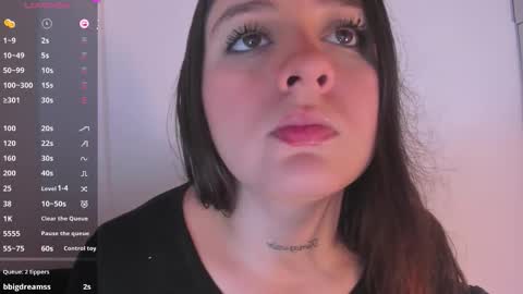 Snapshot of sabrina_lennox chatting on October 12, 5:33 am Sabrina Maria online show from October 12, 5:33 am