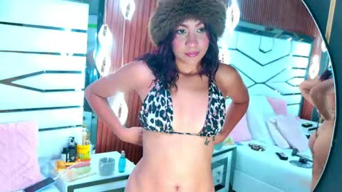 Sabrinna online show from May 29, 9:35 pm