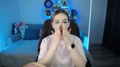 Sabrina Violet online show from March 14, 9:13 am