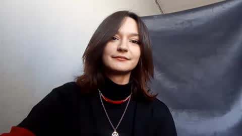 Adele online show from March 13, 8:17 am