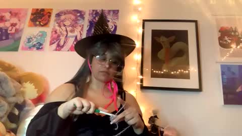 sweet angel baby  online show from October 21, 11:41 pm