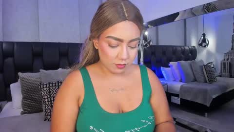 Snapshot of sadiefoster chatting on September 23, 2:00 pm Sadie online show from September 23, 2:00 pm