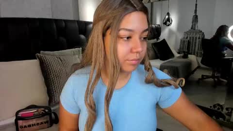 Snapshot of sadiefoster chatting on September 17, 2:31 pm Sadie online show from September 17, 2:31 pm