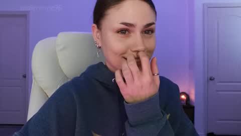 Sadie Renee  online show from September 15, 8:54 pm