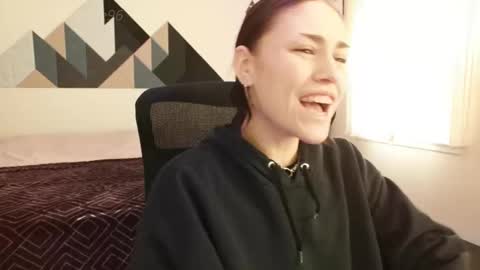 Sadie Renee  online show from February 20, 8:25 pm