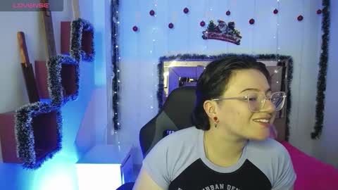 SAFYKA online show from December 4, 2:33 am