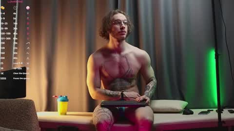 Adam online show from February 21, 1:00 pm