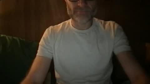 saint009 online show from April 29, 8:46 pm