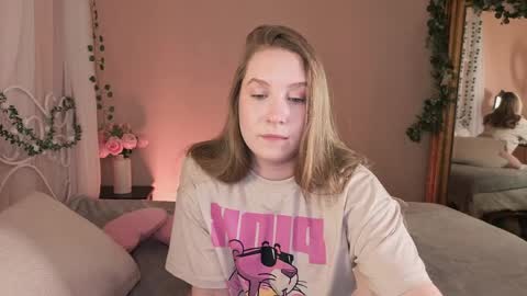 saint__vicious online show from April 2, 8:38 pm