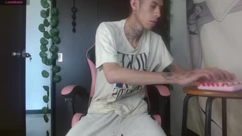 saint boy online show from September 30, 8:08 pm