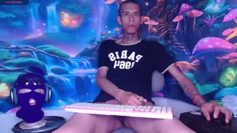 saint boy online show from January 15, 7:05 am