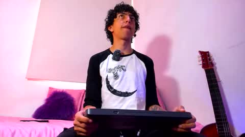 saint_dark online show from January 13, 1:08 pm