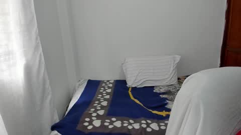 saintedy01 online show from October 5, 6:04 pm