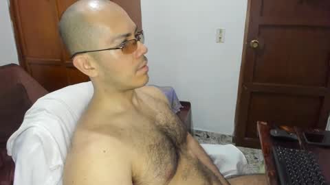 saintedy01 online show from February 19, 12:22 pm