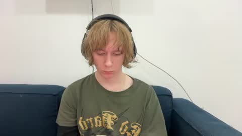 saintfawn online show from July 28, 3:21 pm