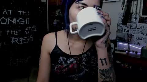    online show from June 16, 9:02 am