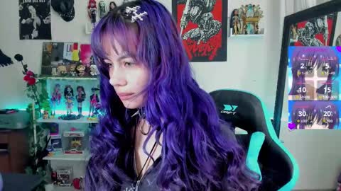    online show from November 29, 12:46 pm