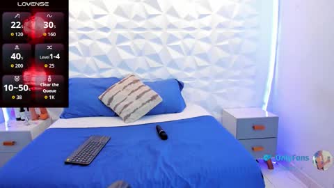 salem_rose01 online show from September 9, 2:44 am