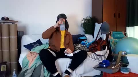 Snapshot of salis1981 chatting on January 28, 12:57 am salis1981 online show from January 28, 12:57 am