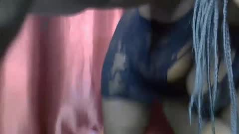 sally_bee1 online show from May 10, 5:47 am
