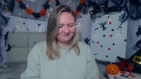 Sally online show from October 24, 7:03 pm