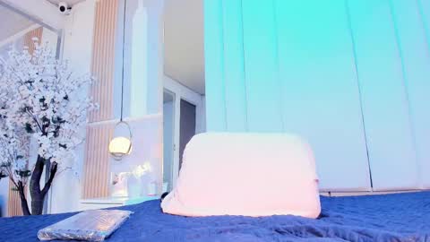 Snapshot of salomebenz_01 chatting on September 20, 10:24 pm  Salome benz online show from September 20, 10:24 pm