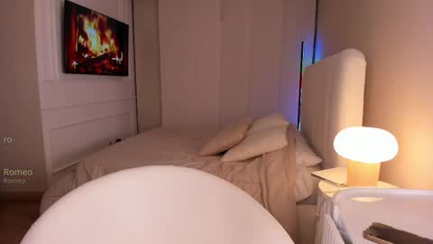 Snapshot of salomee_11 chatting on October 13, 2:57 am salo online show from October 13, 2:57 am