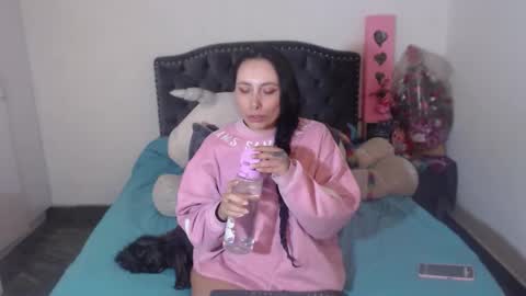 yenny online show from December 18, 4:30 am