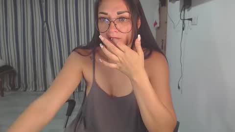 salome online show from December 15, 11:01 pm