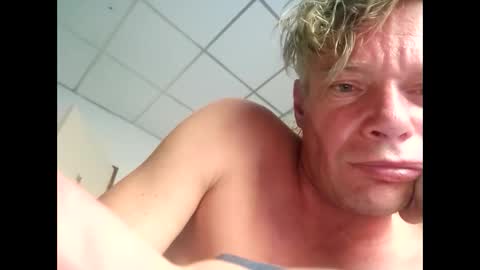 salsapaulus online show from February 6, 10:41 am