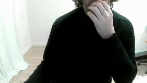 Saltimbanquier  Salt  ou  Banquier  online show from December 2, 7:30 am