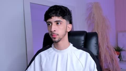 salvatore  online show from September 20, 9:29 pm