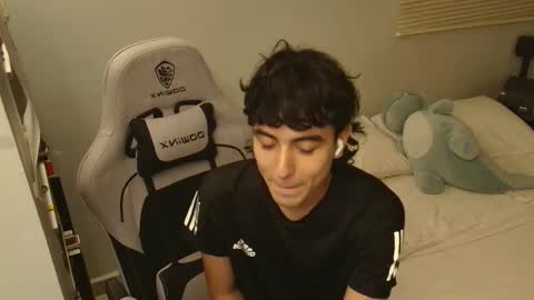 salvatore_montt online show from October 14, 3:31 am