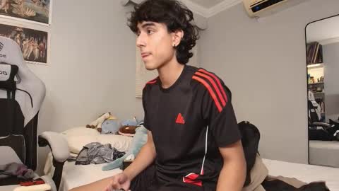 salvatore_montt online show from December 23, 1:01 am